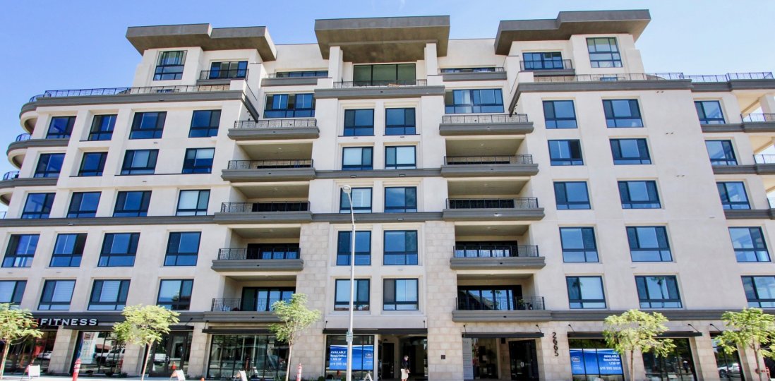 Vue on 5th Mission Hills CA